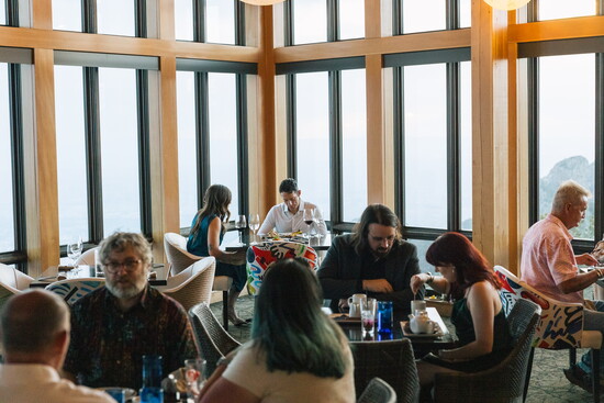 Ten 3 restaurant