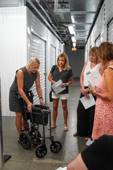 Jill Tetsell trains new volunteers.