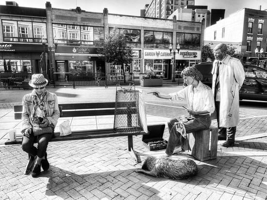 Seward Johnson, was an American artist known for trompe-l'œil painted bronze statues. 