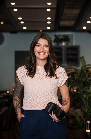 Abbi Henigman- Owner Photo Guru SRQ