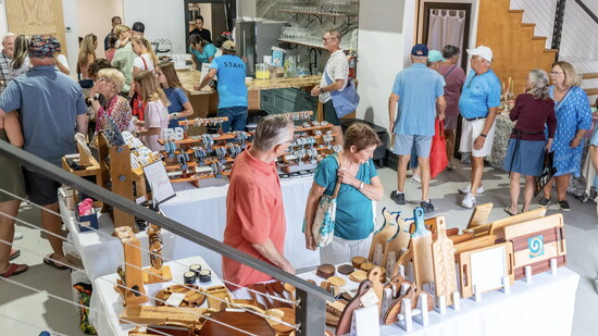 The Bayshore Market Operates on Sundays