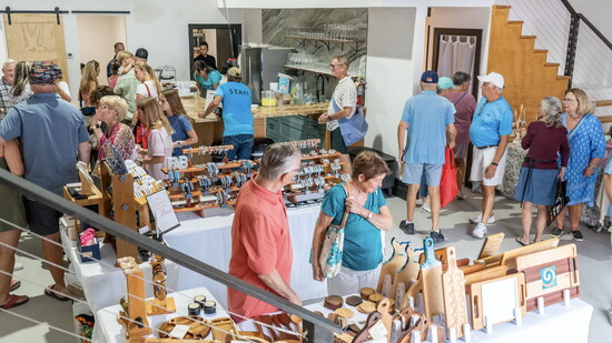 The Bayshore Market Operates on Sundays