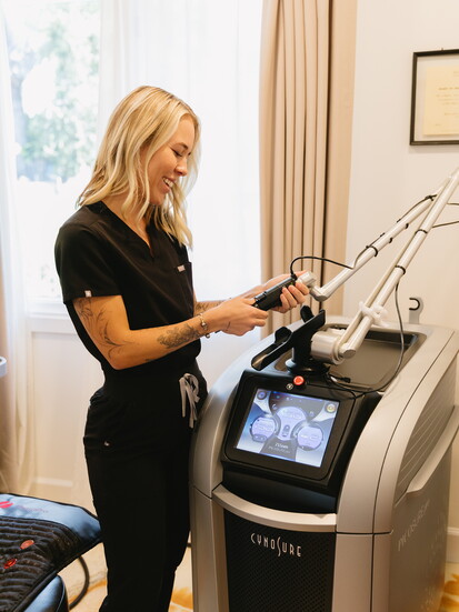 Nala Foti-Cowan, Aesthetician