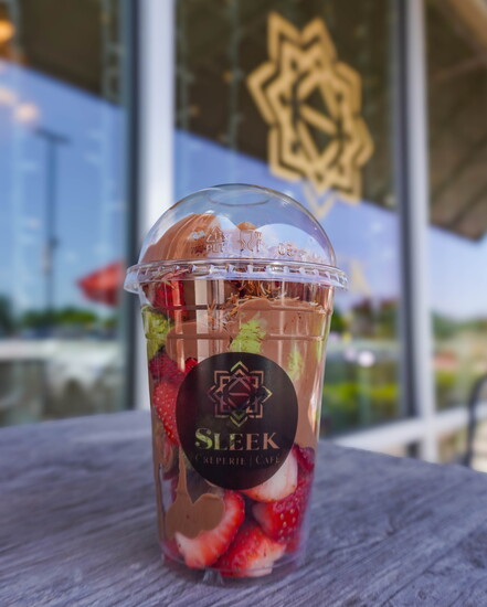 Dubai Chocolate Strawberry Cup