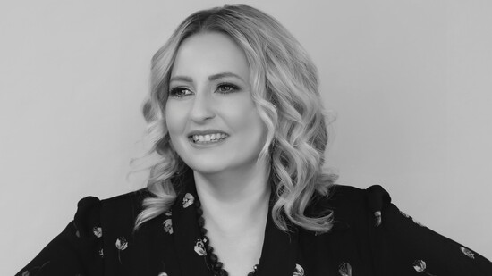 Tracey Hulbert photo by Empowering Portraits