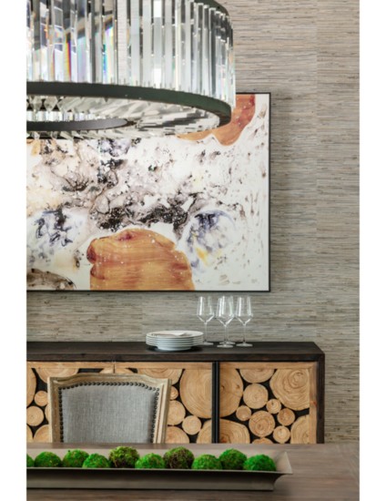 Organic Accents Evoke the Outdoors