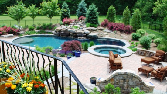 Multi-Leveled Landscaping Takes a Trained Architectural Approach