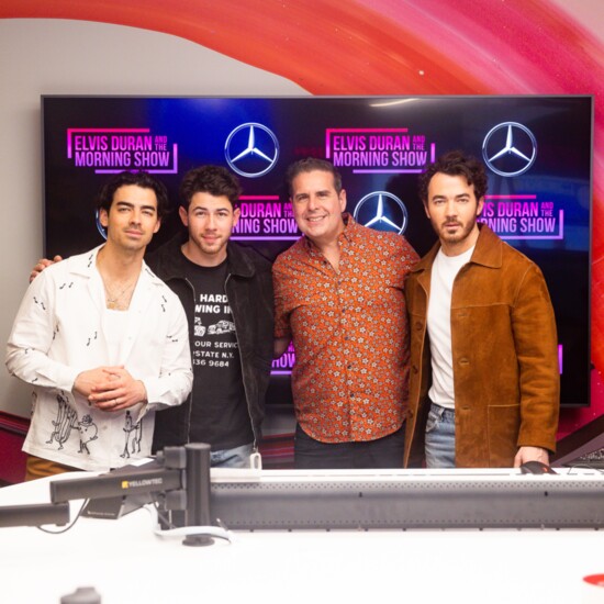 Skeery and the Jonas Brothers (photo credit: Rachel Kaplan for iHeartRadio)