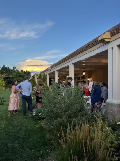 Guests at garden, Hotel Albuquerque