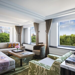 ritznyccpst-567645-the%20presidential%20suite%20-%20living%20room-high-300?v=1