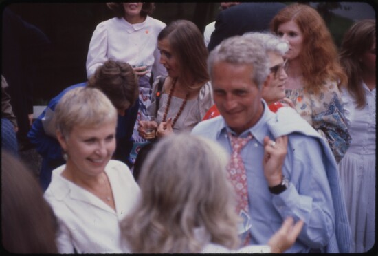 JoanneJoanne Woodward and Paul Newman at a fundraiser for the Westport Playhouse. (Photo: Courtesy of Westport Museum for History and Culture)