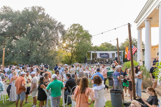 19th Hole Party. Image by Tim Schmitt Photography.