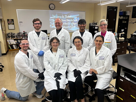 Current biotechnology students with Dr. Daniel Kainer (back, middle left) and Dr. Janeu Houston (back, right). 