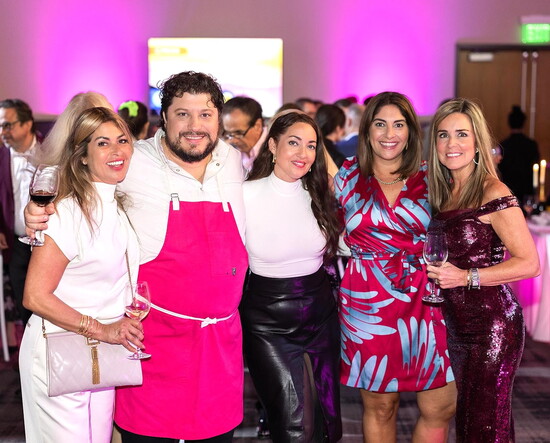 Chef Anthony Lombardo, center