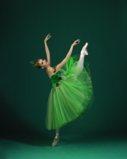 Program 6 features Jennifer Hackbarth in George Balanchine's Emeralds - Photography by Frank Atura.