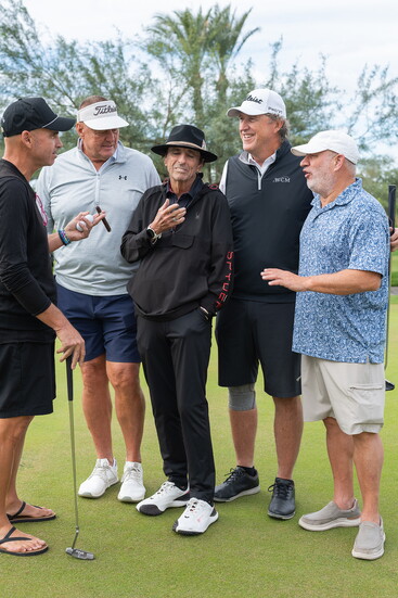  Alice Cooper’s Christmas Pudding Putting Tournament, Mountain Shadows