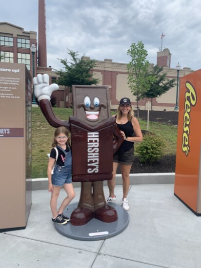 Outside Hershey's Chocolate World