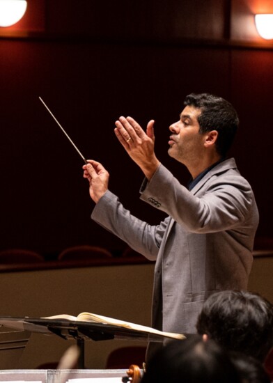 Paul Bhasin, Conductor. Photo by M3MORY STUDIOS