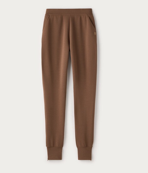 DreamGlow™ Tapered Pant in Chestnut Brown