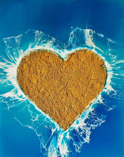 The resin Heart Island piece, beloved by heart chasers and ocean lovers alike.