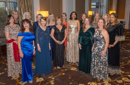 CEO Rachna Krishnan and the Board celebrate The Women’s Center's 50th anniversary with over 300 guests and 50 sponsors.