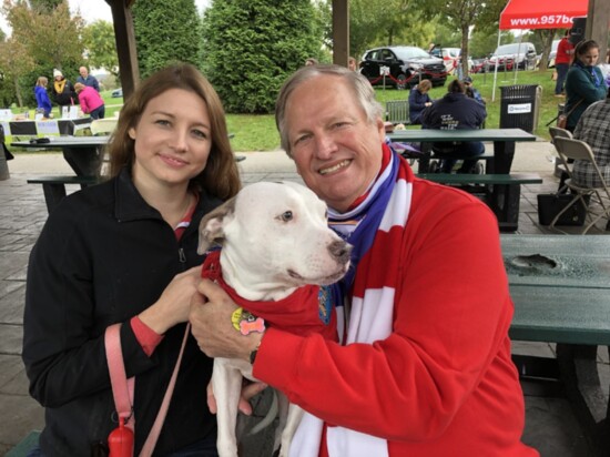 Michele Pich and David Frei with Vivian Peyton, a therapy dog ambassador for the National Dog Show and part of Rowan's program..
