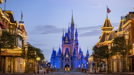 The castle just before the park opens