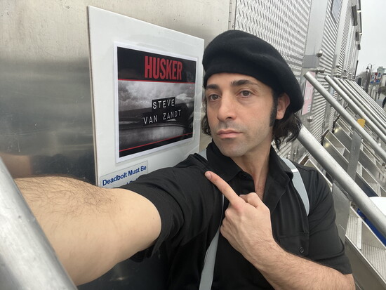 Johnny Cannizzaro as Stevie Van Zandt