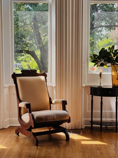 The James Lee House is a vintage treasure.