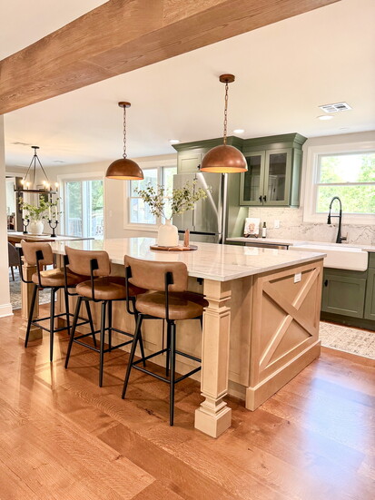 A stunning kitchen transformation: blending modern elegance with timeless functionality.