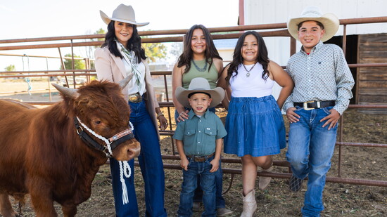 Stacy Corral with Nieces and Nephews Maxwell Roche, Ezra Garcia, Jesiah Garcia, Arali Garcia, and Brielle Garcia 