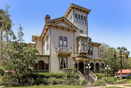 Fairbanks House on Amelia Island, the inspiration for John Grisham's Camino Island series. (Photo credit: Dawna Moore/Amelia Island Convention & Visitors Bureau