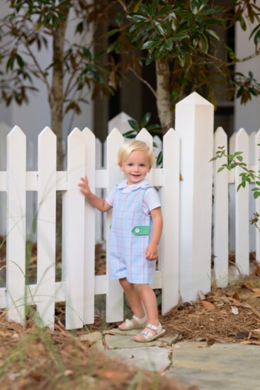 Always precious in Piccadilly Plaid! Your favorite little gent will look as dapper as can be in this Jack Keene Jon Jon. 