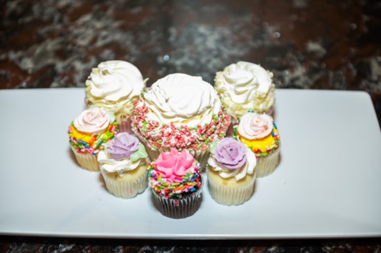 Vanilla & Chocolate Flower Cupcakes