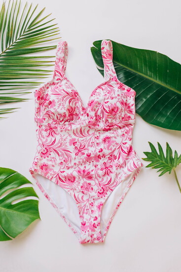 Swimwear by Ir al Sol