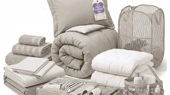 6. Virtu Back to College Dorm Room Bedding Set