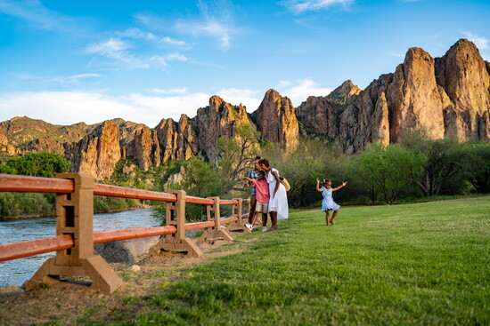 Family at Saguaro Lake Guest Ranch 