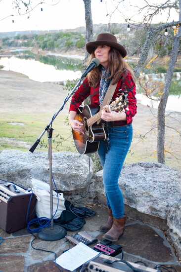 Susan Herndon performs live music at the Turtle Creek Vineyard - Photo by Brent Ryan Burgess