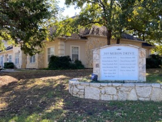 Dr. Rider's office at 305 Miron Drive in Southlake.