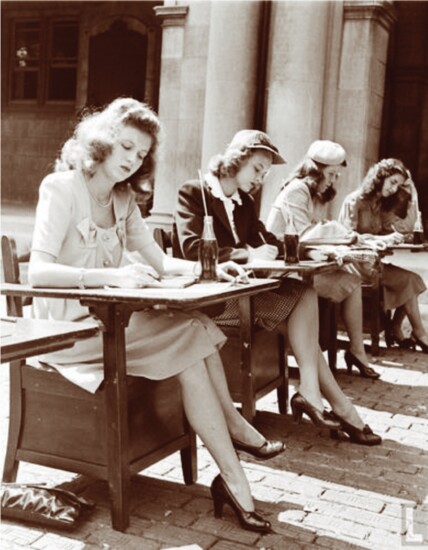 Washington University fashion design judging, 1944