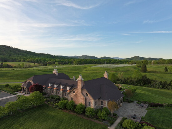 Early Mountain Vineyards. Photo courtesy of Early Mountain Vineyards