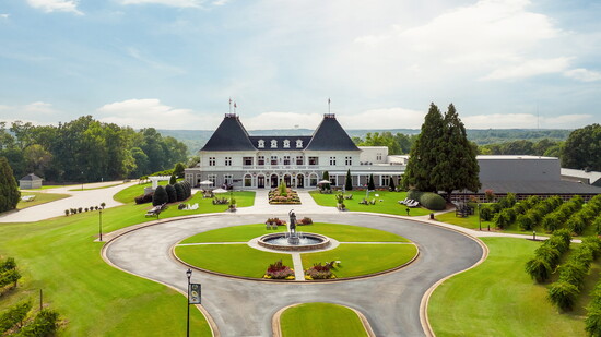 Photo by Chateau Elan