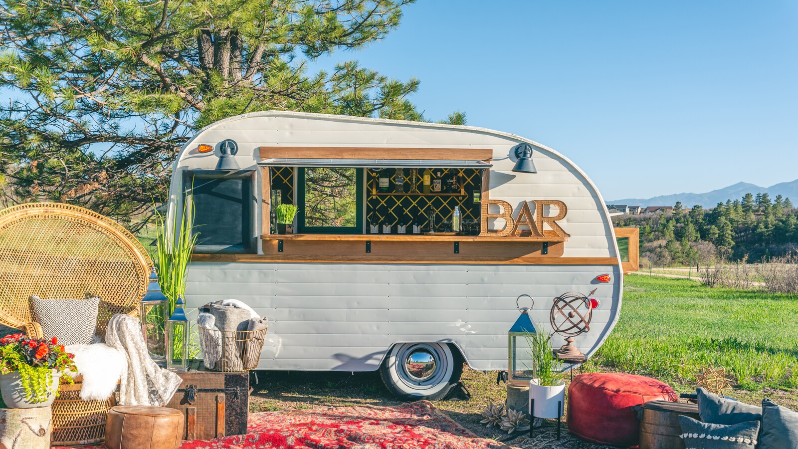 Vintage Vehicles To Mobile Bars