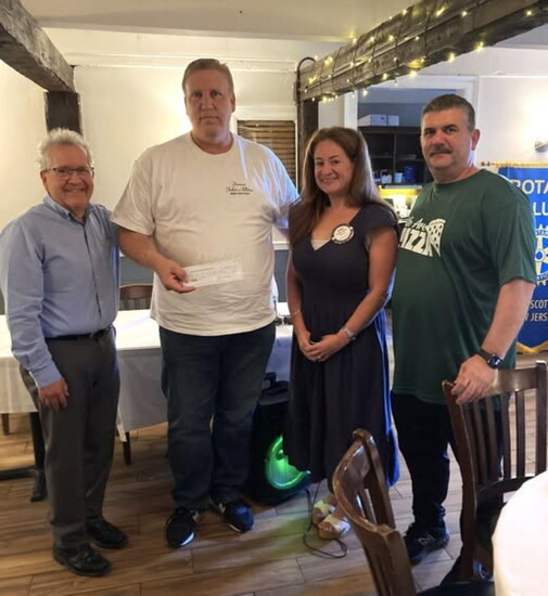 Supporting the Rosary Club 