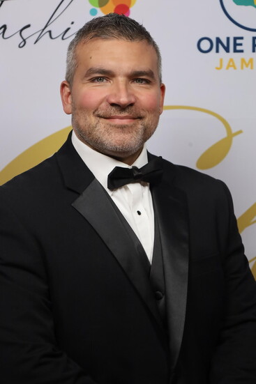 Dr. Ararat Leguizamon