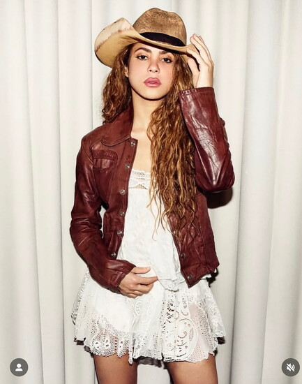 For a tour photo shoot, Shakira glammed it up in Rockabilly Baroness clothing, boots and accessories. 