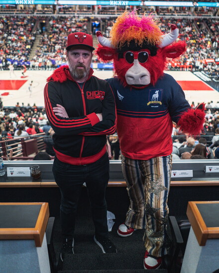Hunt with Chicago Bulls mascot Benny the Bull.