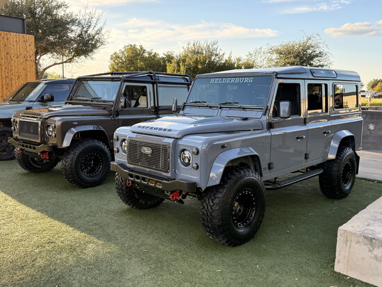 A couple of Defenders on display from Helderburg.