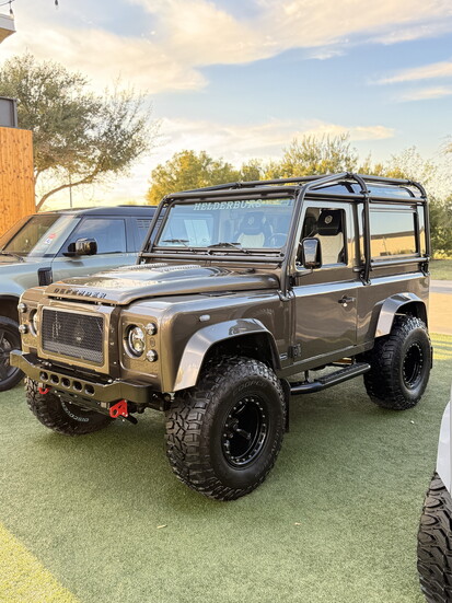 Helderburg's Defender 90.