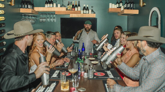 A cocktail class in full swing!